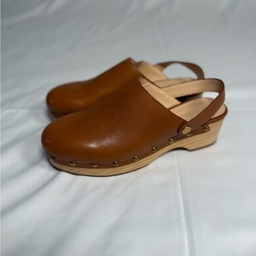 J Crew Convertible Leather Clogs, size 7.5. - Picture 4 of 7